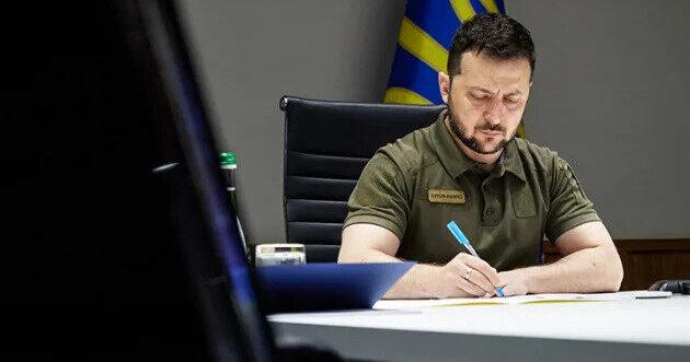 Зеленський затвердив закон, що передбачає створення єдиного реєстру професій.