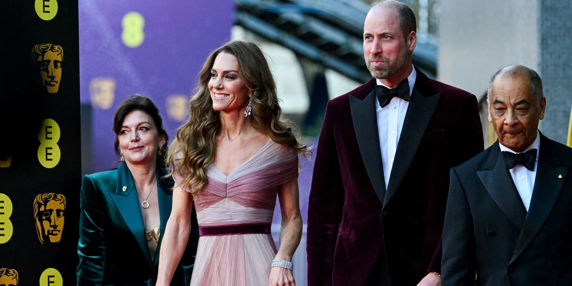 У вбранні від Gucci Кейт Міддлтон разом з принцом Вільямом відвідала церемонію нагородження кінопремії BAFTA.