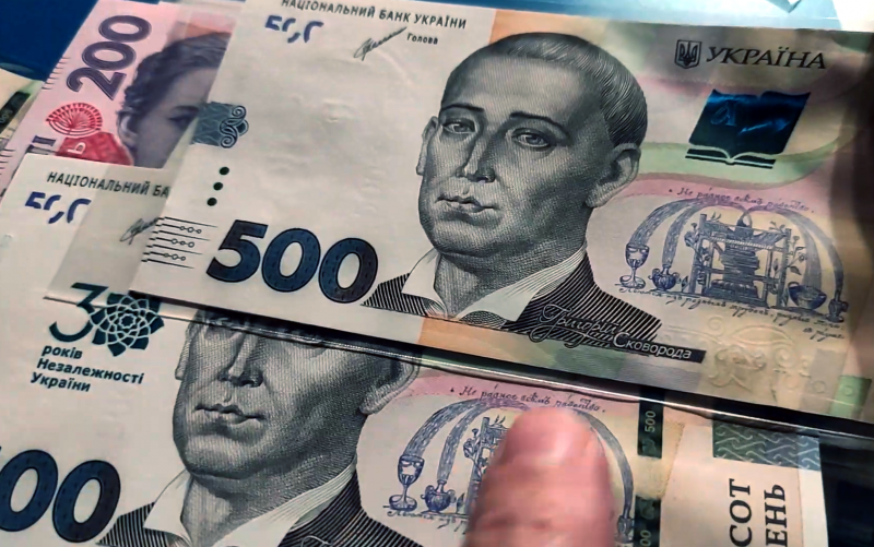 Українців чекають зміни у заробітках: ухвалено нове рішення, яке вплине на більшість населення.