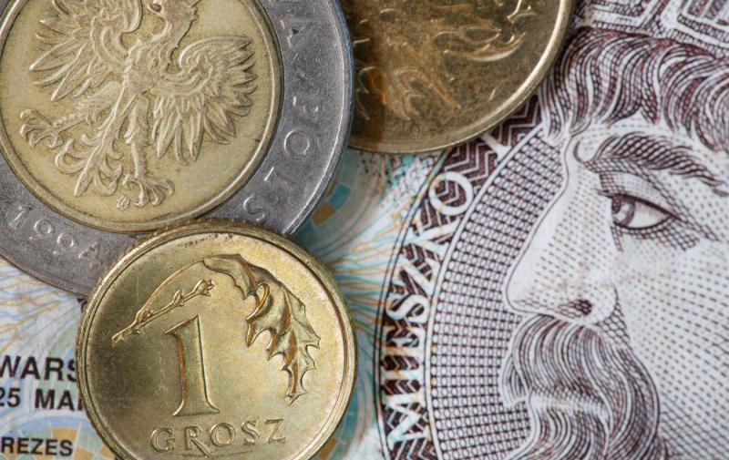 Польський злотий знову зміцнюється стосовно гривні вже другий день підряд.