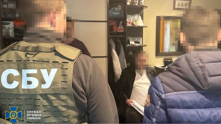 Заблоковані активи сина колишнього президента компанії 