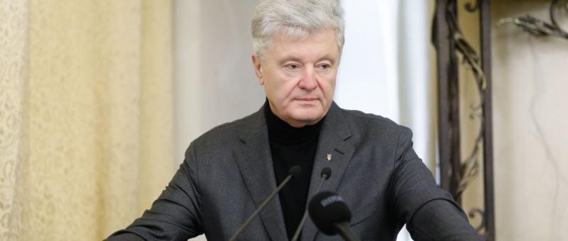 Порошенко в Львівській обласній раді окреслив ключові пріоритети для забезпечення стабільності держави.