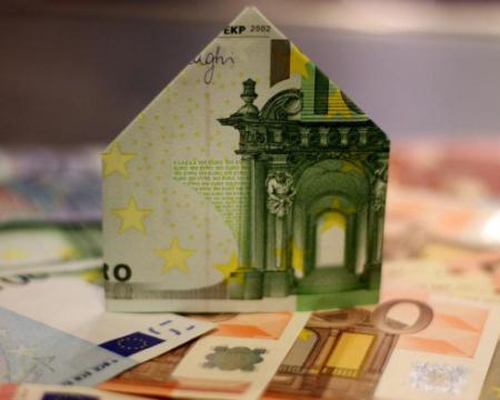 Курс євро стрімко зріс відносно долара.