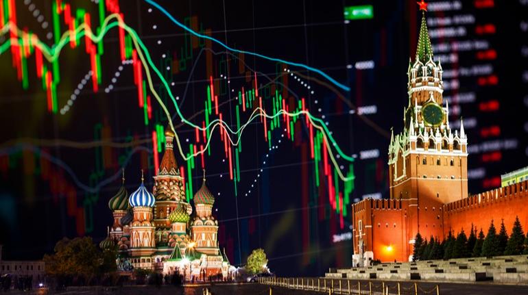 У липні доходи Росії від нафтової галузі впали практично на одну третину.