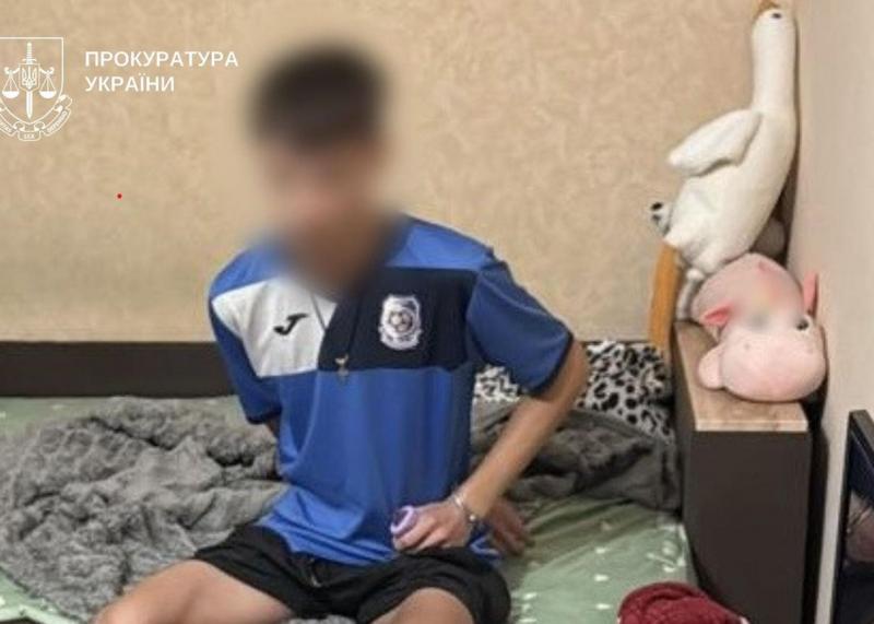 Прикинулися угорцями і заробили мільйон: у Києві затримали шахраїв.