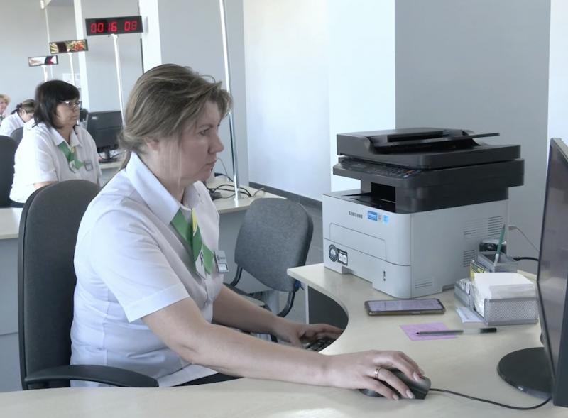 Фінансова підтримка для внутрішньо переміщених осіб та пенсіонерів у Дніпропетровському регіоні: хто може отримати понад 6 тисяч гривень.