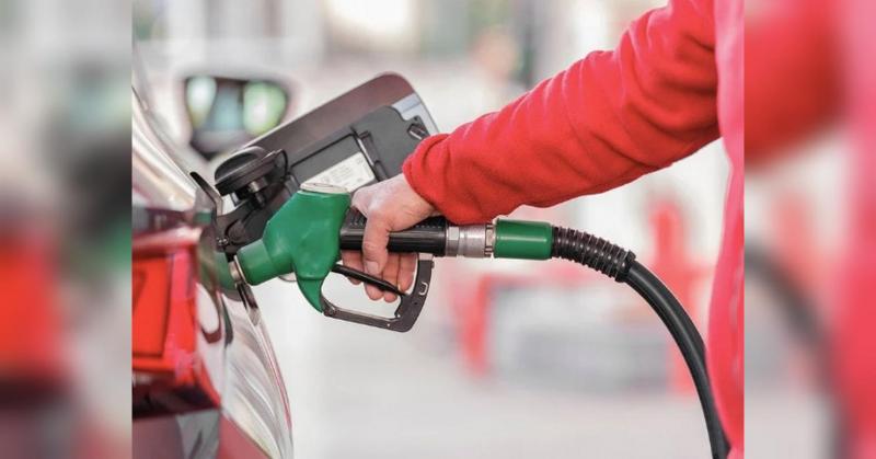 В Україні очікується підвищення цін на паливо: експерт розкрив основні фактори зростання вартості.