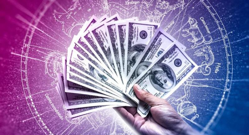Три знаки Зодіаку, які зможуть вибратися з фінансових труднощів: кому на шляху зустрінуться великі статки.
