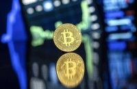 Біткоїн знизився нижче 64 000 в результаті військових дій США та Ізраїлю проти Ірану.