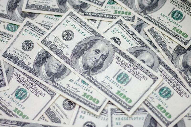 Долари випуску 1996 року - чи можуть обмінники відмовити в їх обміні?